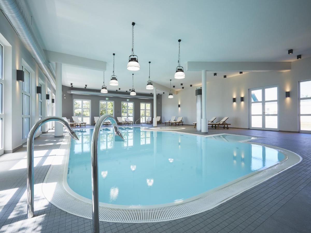 Reetland Am Meer - Premium Reetdachvilla Mit 3 Schlafzimmern, Sauna Und Kamin E19 Dranske Kültér fotó